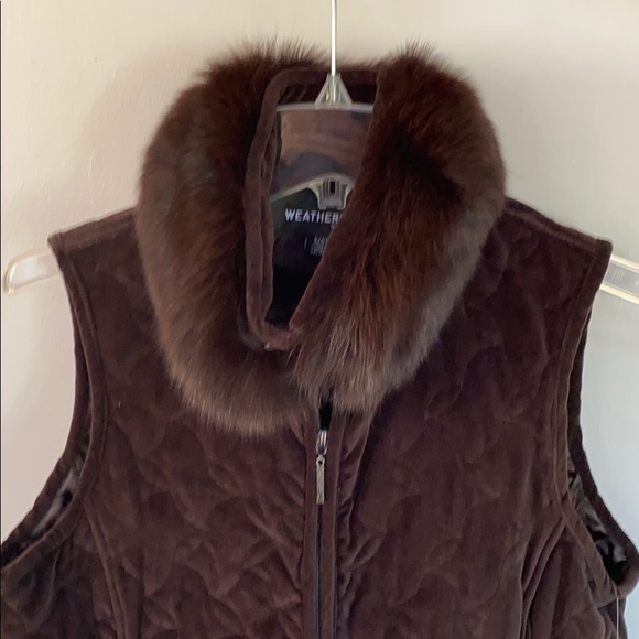 NWT- women’s brown vest with fur collar - Picture 2 of 4